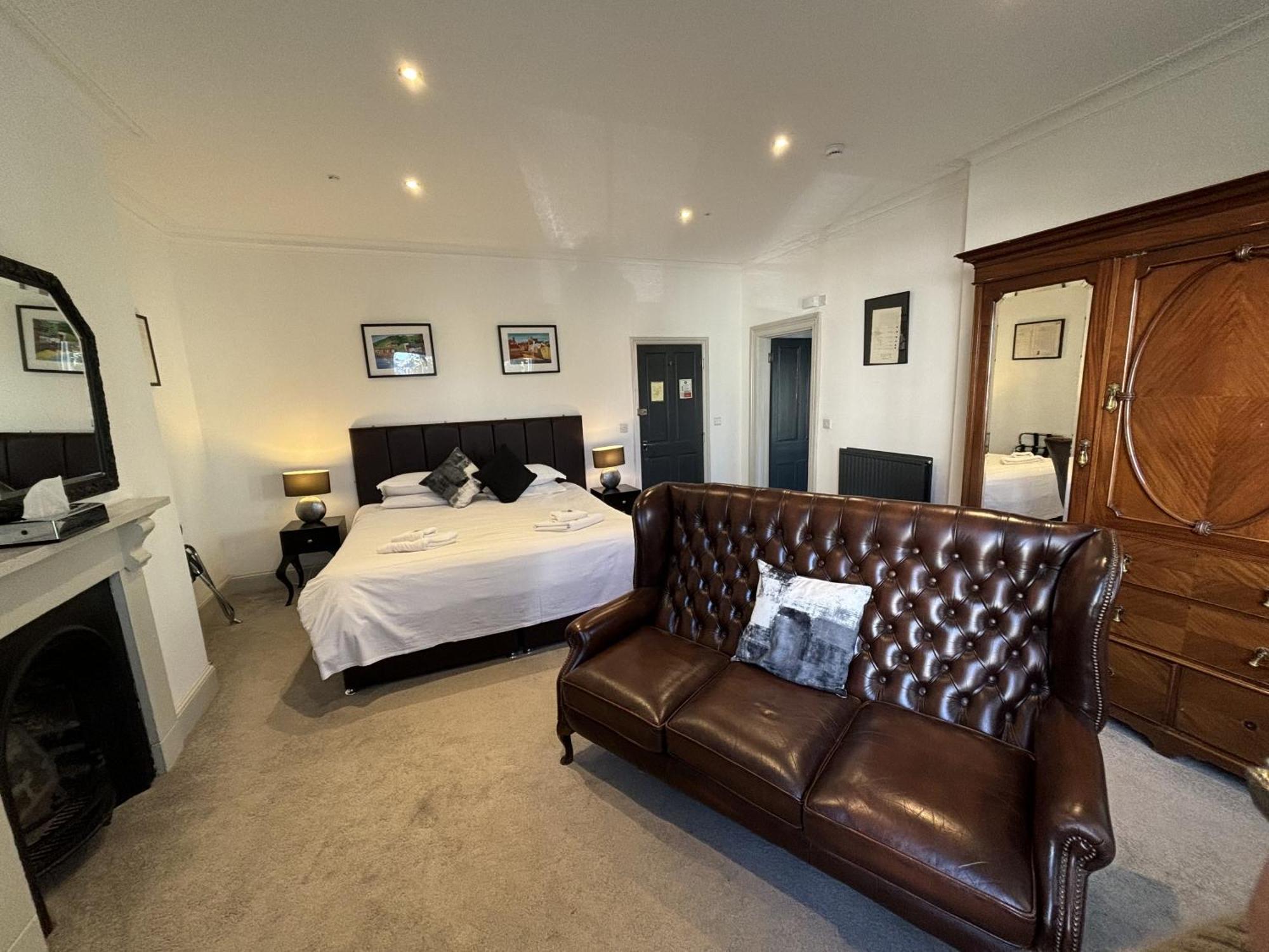 The Chapel House Hotel Scarborough Buitenkant foto